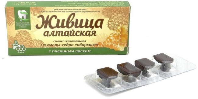 Смолка жевательная "Живица Кедровая", Алтайский нектар, 0.8 г х 4 шт Смолка жевательная "Живица Кедровая", Алтайский нектар, 0.8 г х 4 шт