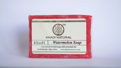 Мыло натуральное глицериновое Арбуз (Watermelon Soap) Khadi, 125г